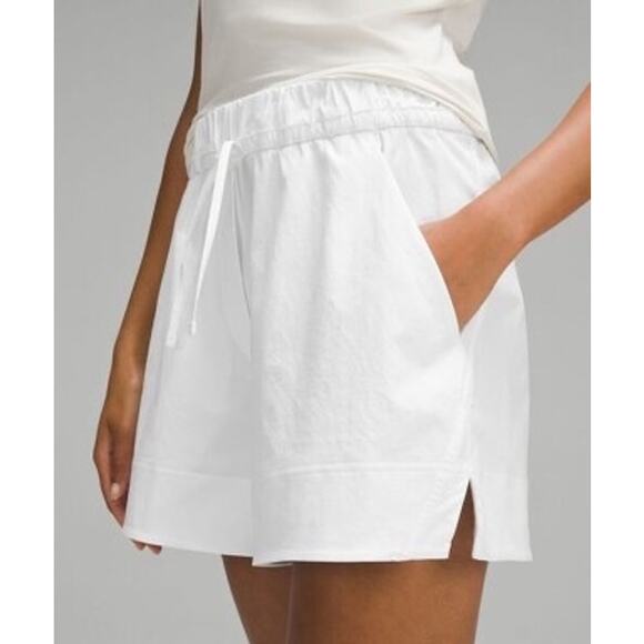 Lululemon Cinchable Waist HR White Woven Short 3.5" Relaxed Fit Sz L - Picture 6 of 10